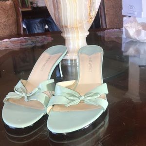 Mint sandals